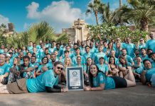 AQUAVENTURE WORLD OFFICIALLY BREAKS GUINNESS WORLD RECORDS™ TITLE FOR THE MOST NATIONALITIES DOWN A WATERSLIDE IN ONE HOUR