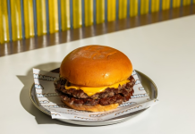 MANNA SMASH-BURGER: FROM LONDON’S ORIGINAL TO ALSERKAL AVENUE