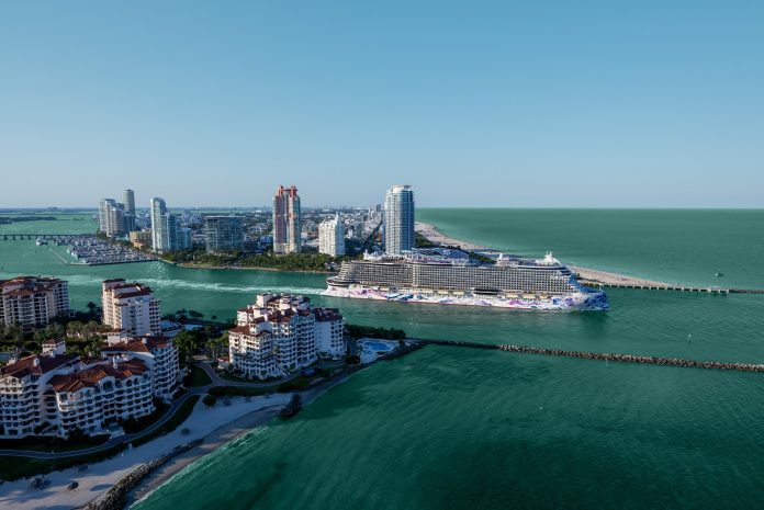 ncl_luna_aerial_miami_0230