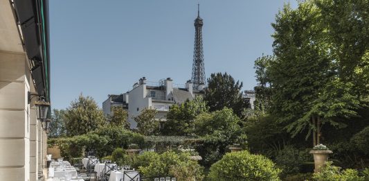 Shangri-La Paris launches Maison Roland – A new garden restaurant that reimagines the Parisian Bistro